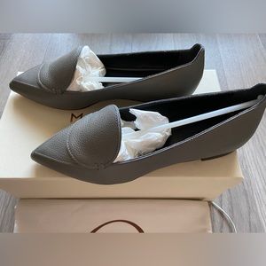 M. Gemi Stellato Pointy Toe Gray Leather Flat NWT